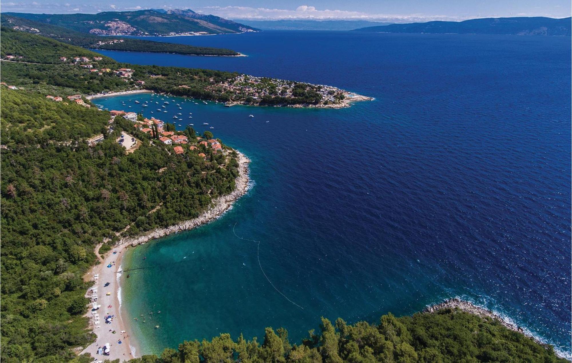 Beautiful Apartment In Rabac With Kitchen Eksteriør bilde